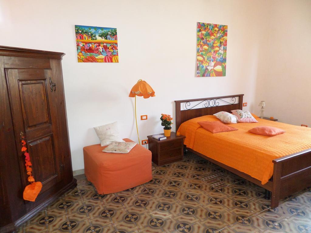 Bed and Breakfast I Colori Di Mag La Spezia Zimmer foto